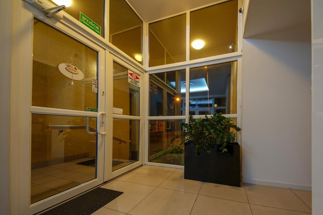 Hotel Sara Kolo  Exterior photo